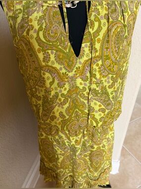 GAP Yellow Paisley V-Neck Sleeveless Dress
